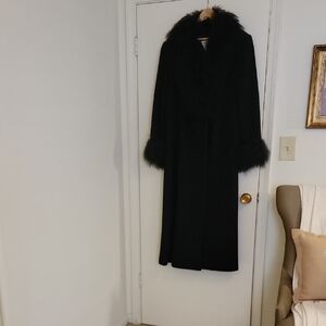 Maxi Coat W/Curly Lamb Collar